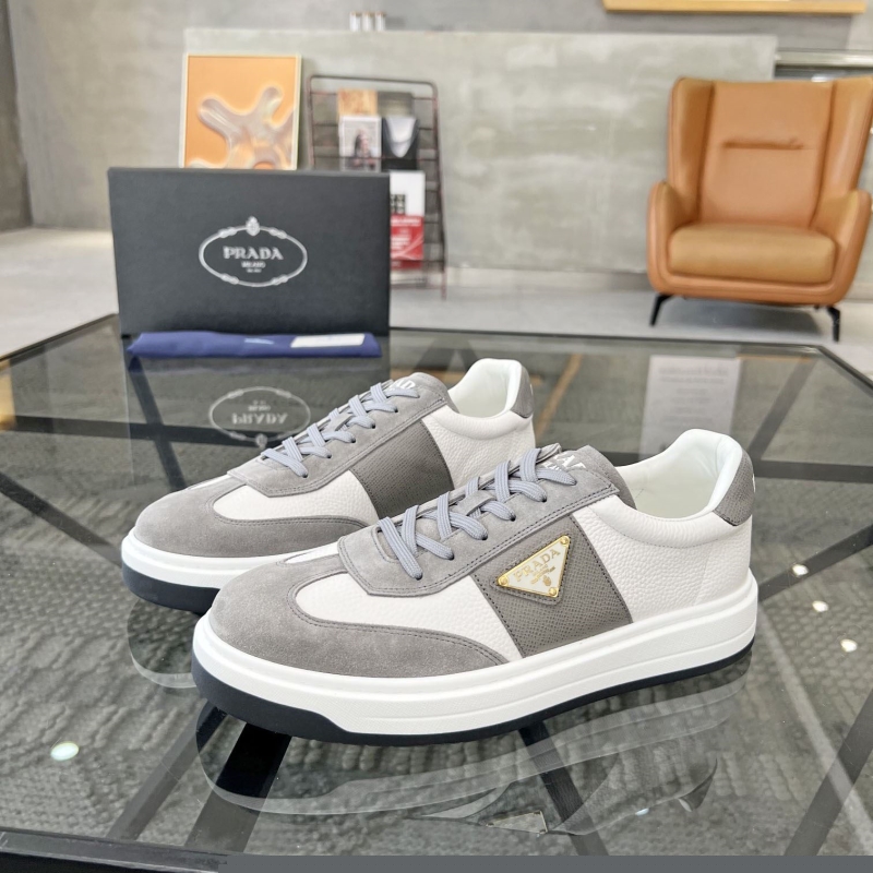 Pra*a casual shoes